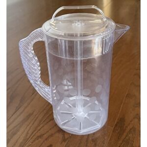 The Pampered Chef Pitcher Quick Stir 2 Quart Polka Dot Pattern # 2272
